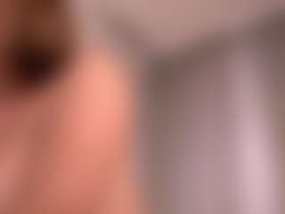 Live cam show with MaureenWann - HD on Camsoda