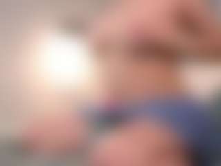 MaureenWann's Live Sex Cam Show
