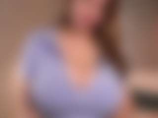 MaureenWann's Live Sex Cam Show