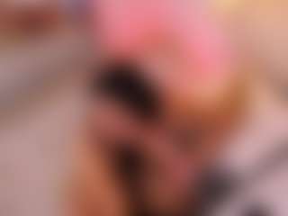 Live cam show with Naireth - Solo on Camsoda