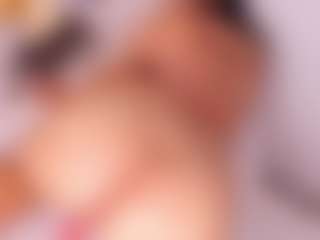 Live cam show with Naireth - Dildo Or Vibrator on sexylive.show