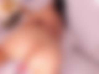 Live cam show with Naireth - Spank on Dolls Live