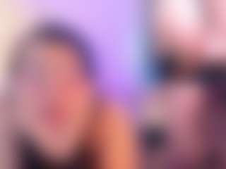 Live cam show with Naireth - Cute on Camsoda