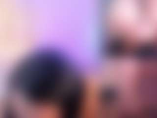 Live cam show with Naireth - Facial on Camsoda