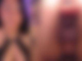 Live cam show with Naireth - Hairy Pussy on Dare Cams