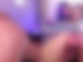 Naireth's Live Sex Cam Show