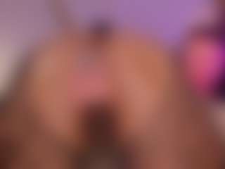 Naireth's Live Sex Cam Show