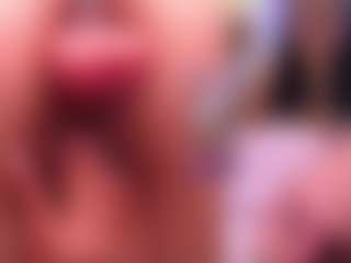 Naireth's Live Sex Cam Show