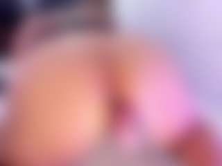 Live cam show with Naireth - Cowgirl on Chatstar