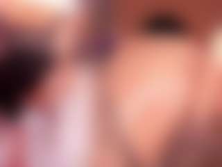 Live cam show with Naireth - Hairy Pussy on livesuperchat.net