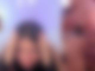 Live cam show with Naireth - Solo on CamClone