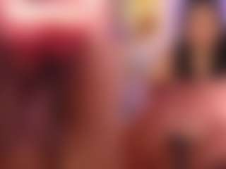 Live cam show with Naireth - Oil on Mixed Magazine Live