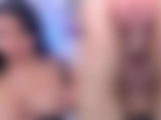Live cam show with Naireth - Oil on Camsoda