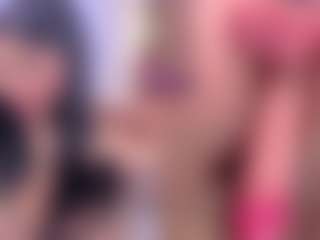 Live cam show with Naireth - Handjob on livesuperchat.net