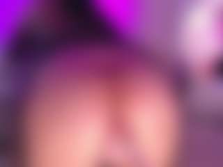 Naireth's Live Sex Cam Show
