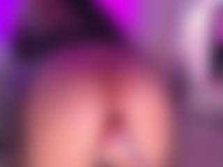 Naireth's Live Sex Cam Show