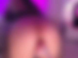 Naireth's Live Sex Cam Show