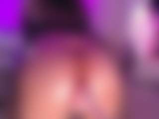 Naireth's Live Sex Cam Show