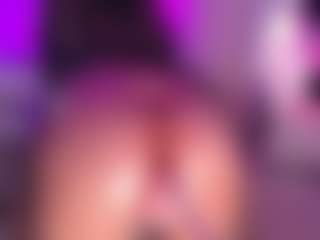 Naireth's Live Sex Cam Show