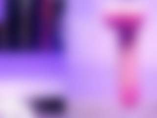 Live cam show with Naireth - Oil on Camsoda