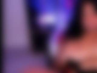 Live cam show with Naireth - Solo on Camsoda