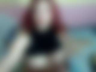 Live cam show with WinterCandy1 - Squirt Curvy on Hubzter Live