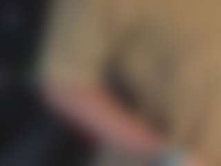 Live cam show with Datsi-Benson - MILF on liverealitysex.com