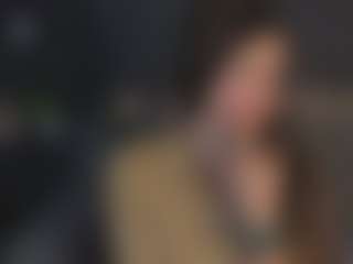 Live cam show with Datsi-Benson - New BBW on Mixed Magazine Live