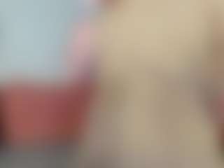 Live cam show with Datsi-Benson - Bedroom on CamClone