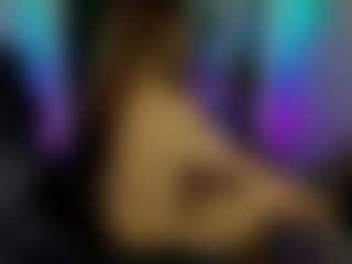 Datsi-Benson MILF webcam performer live streaming