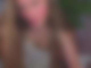 Datsi-Benson's Live Sex Cam Show