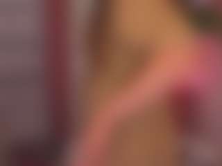Live cam show with Datsi-Benson - Nipple Play on Camming Site