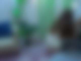 Live cam show with Datsi-Benson - Green Eyes on realtime-chat