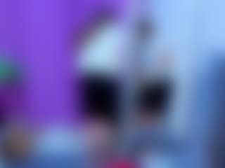 Datsi-Benson's Live Sex Cam Show