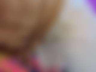 Live cam show with Datsi-Benson - Teasing on googirlz
