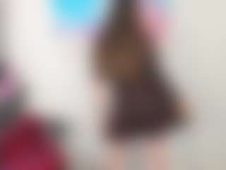 Live cam show with Datsi-Benson - Nipple Play on Camsoda