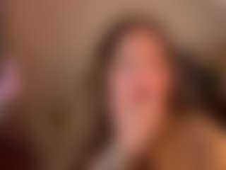 Datsi-Benson's Live Sex Cam Show