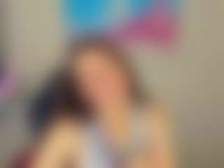 Live cam show with Datsi-Benson - Joi on Camsoda