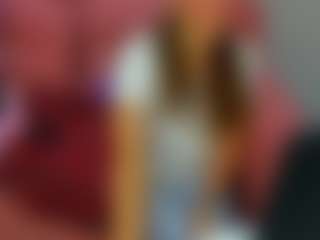 Live cam show with Datsi-Benson - Nipple Play on Camsoda