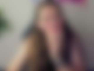 Live cam show with Datsi-Benson - Blue Eyes on fapnchat