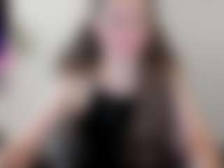 Datsi-Benson's Live Sex Cam Show