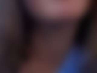 Live cam show with Datsi-Benson - Upskirt on SpunkLive