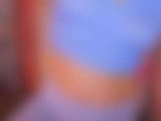 Live-Cam-Show mit Datsi-Benson - Nipple Play auf Camsoda