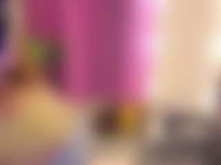 Datsi-Benson's Live Sex Cam Show