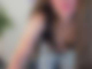 Live cam show with Datsi-Benson - Nipple Play on Hubzter Live