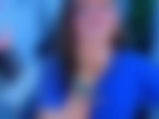 Live cam show with Datsi-Benson - Submissive on milfzrlive.com