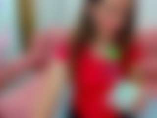 Live cam show with Datsi-Benson - Striptease on Milfs Live
