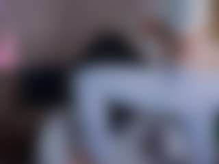 Live cam show with Datsi-Benson - Camel Toe on slutload
