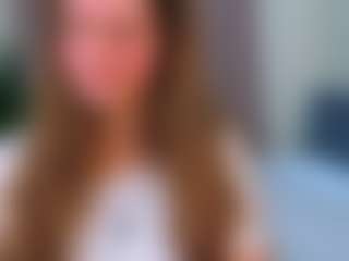 Live cam show with Datsi-Benson - Small Tits Brown Hair on Fling VIP Chat