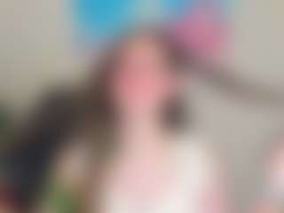 Live cam show with Datsi-Benson - Camel Toe on x69.live